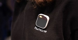 iPhone gập có thể trang bị màn hình tự phục hồi khi bị xước hoặc lõm